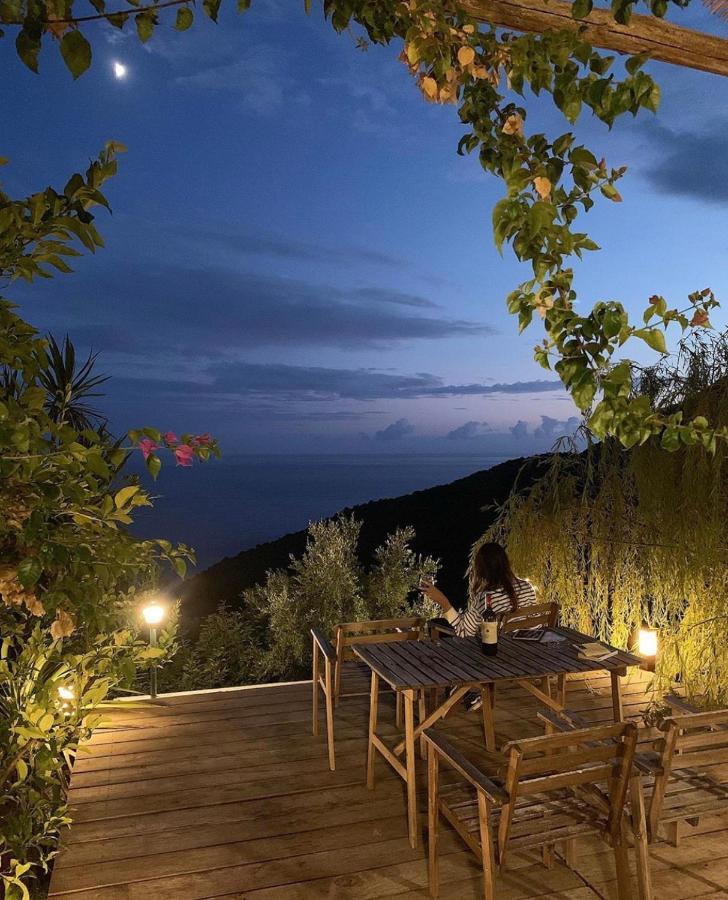 Casa Flora Bed & Breakfast Vietri sul Mare Exterior photo