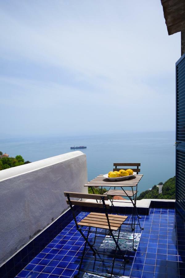 Casa Flora Bed & Breakfast Vietri sul Mare Exterior photo