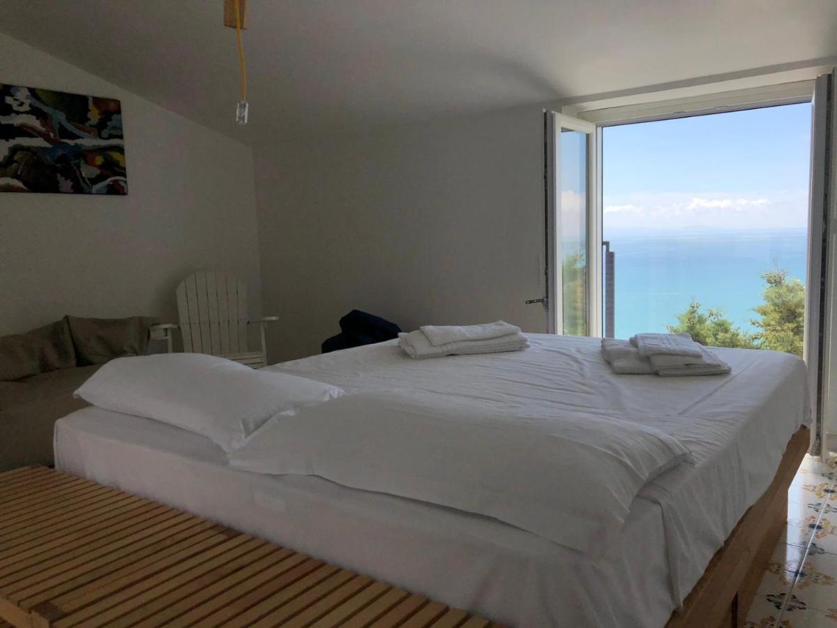Casa Flora Bed & Breakfast Vietri sul Mare Exterior photo